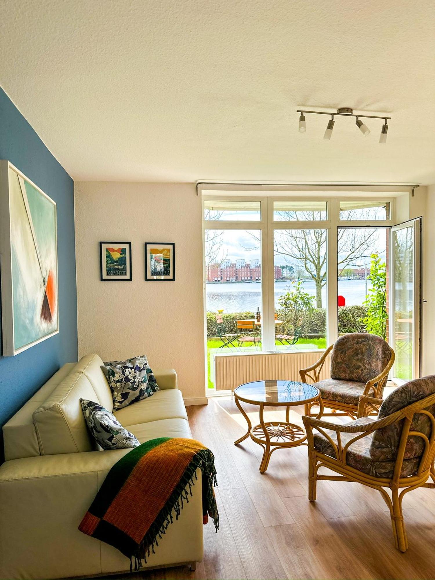 Ferienwohnung Havenblick ヴィルヘルムスハーフェン エクステリア 写真